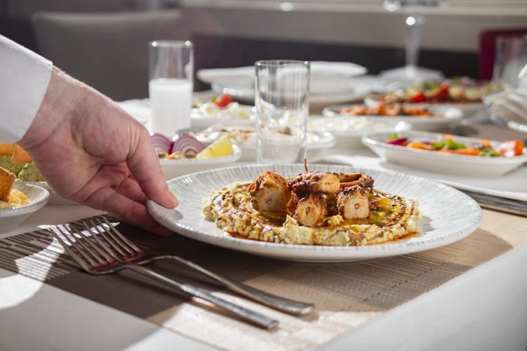 Restoran kurye teslimatı hizmeti